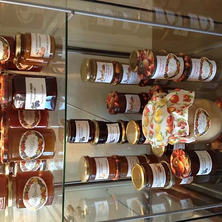 Les Du Marlenberg בית הארחה